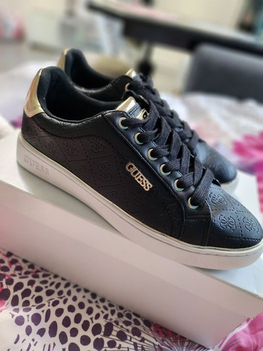 Buty Sneakersy Guess rozmiar 40.