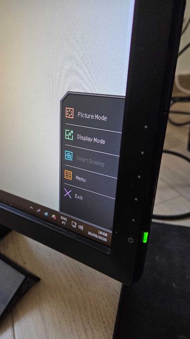 Monitor BenQ RL2455HM 24" Full HD com colunas