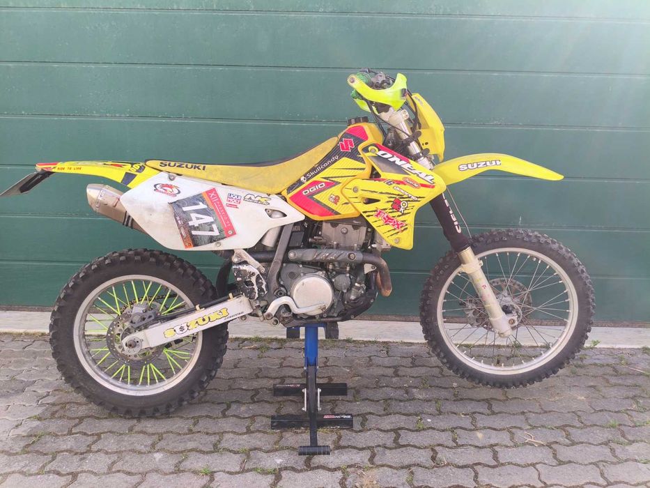 Suzuki DRZ400E Moto Enduro