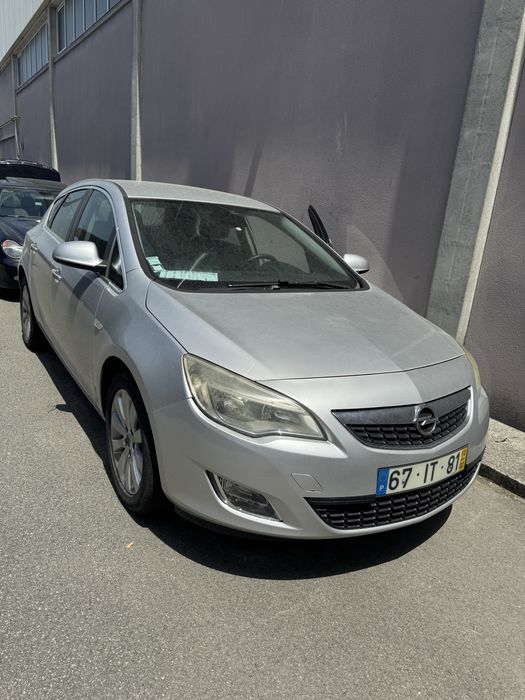Opel Astra — fotografia 2