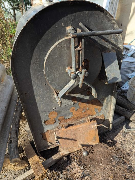 Твердопаливний котел, Буржуйка чавунна