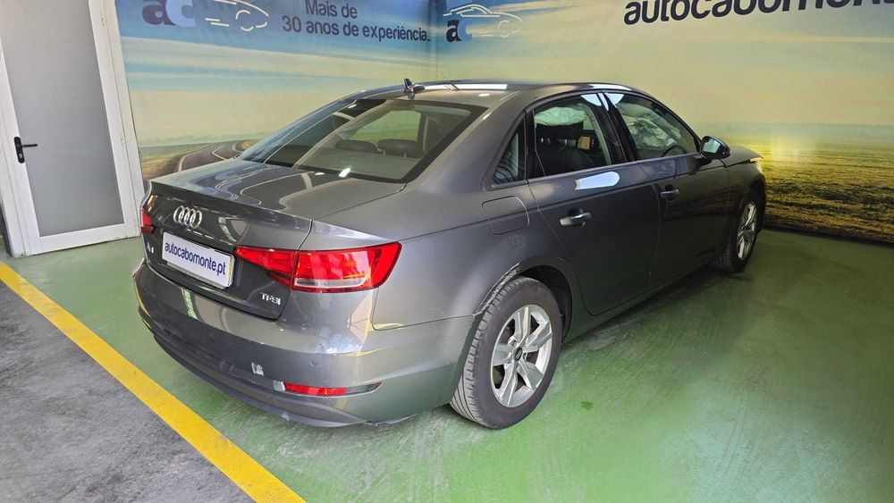 Audi A4 1.4 TFSI Cx Aut.  -  Salvado