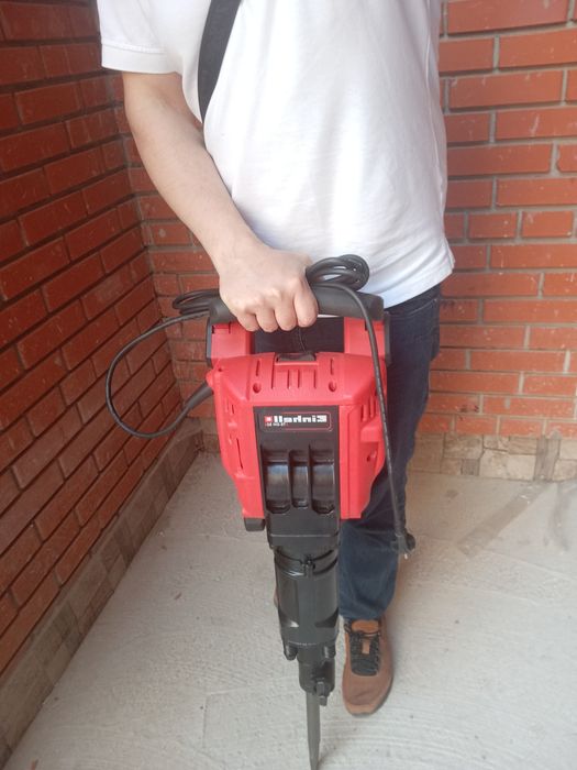 Оренда відбійних молотків. Прокат жирафи. БАМ. Оренда інструменту.