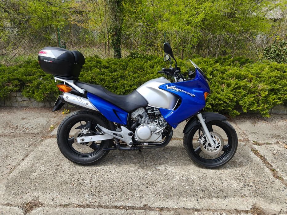 Honda XL 125V VARADERO, 2002r, kufer ,kat B,  zarejestrowany Raty