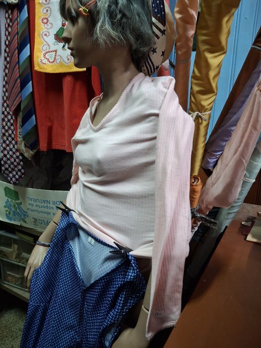 Manequim feminino grande (corpo inteiro)