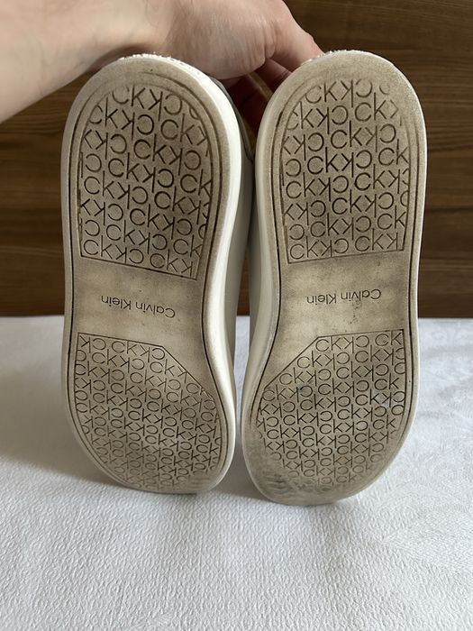 Кросівки calvin klein 42 шкіра