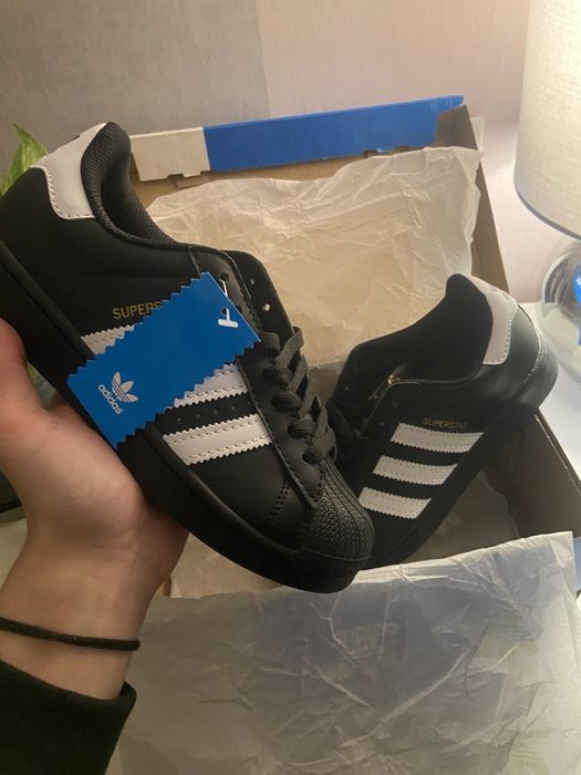 Buty adidas super star nowe