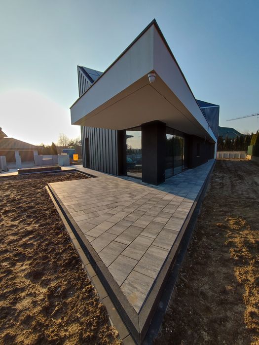 Usługi brukarskie kompleksowe układanie kostki brukowej