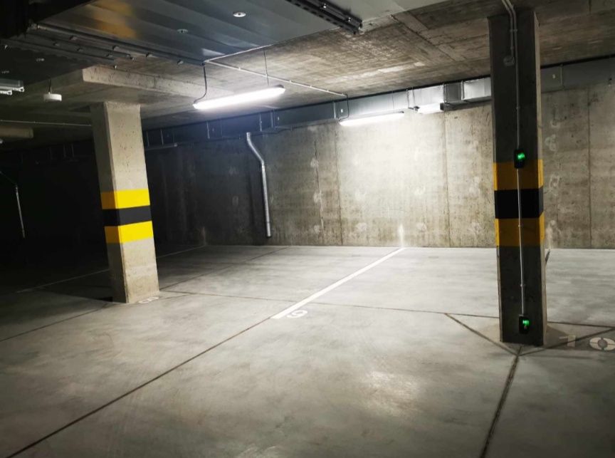 Sprzedam Miejsce parkingowe w garażu podziemnym