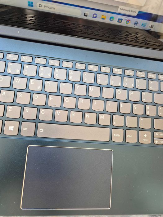 lenovo S540-14 processador i7-8565U, a funcionar corretamente