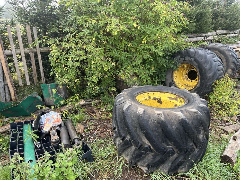 Czesci do forwardera Timberjack 810B
