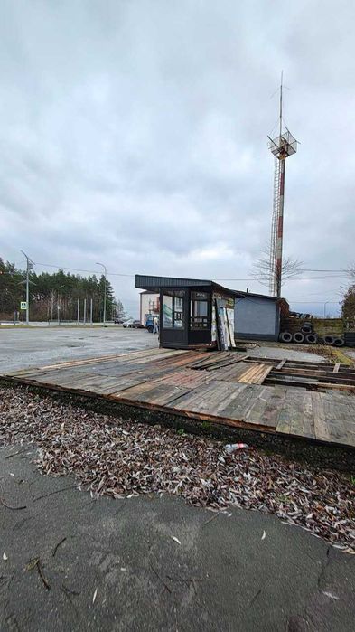 Комерційна нерухомість, СТО