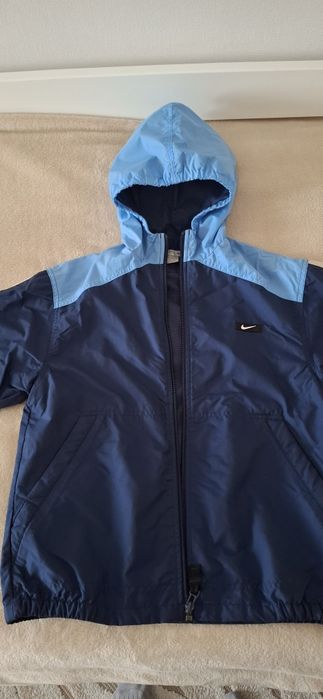 Куртка осіння на хлопчика Nike, на 9-10 років.