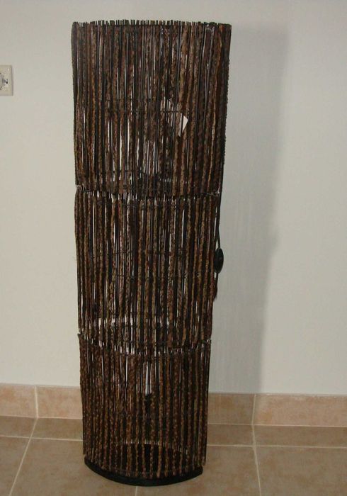 Candeeiro de Pé em Madeira - Thai Natura