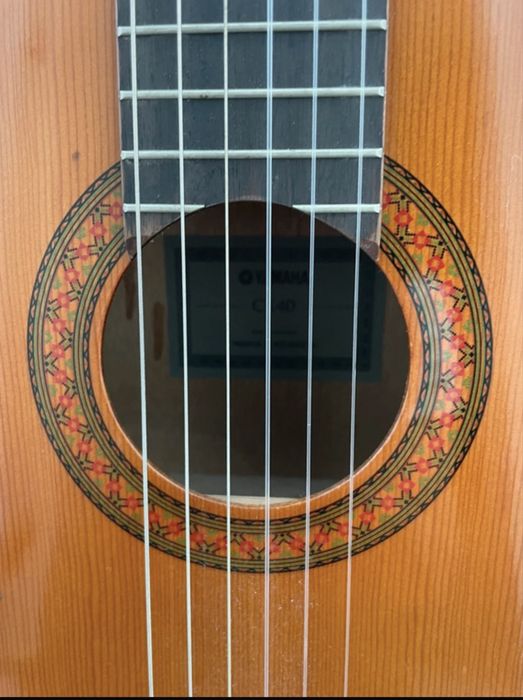 Yamaha CX40 – Guitarra Clássica Eletroacústica
