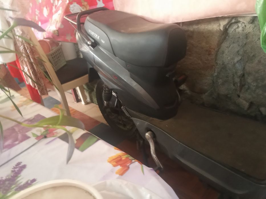 Scooter elétrica Vortex twa