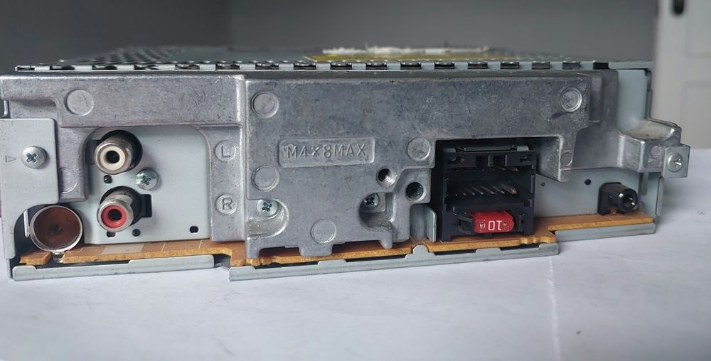 Pioneer DEH 2920 с Блютуз
