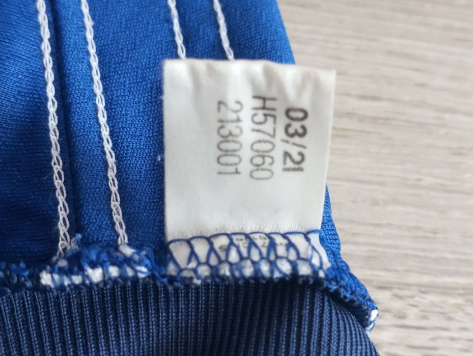 Продам футболку ФК Лидс