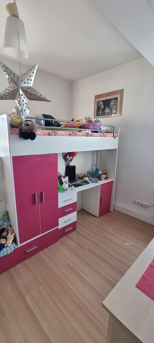 Meble do pokoju dla dziewczynki (mebloscianka)