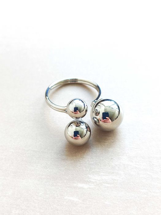 Каблучка Геометрична Кулі срібного тону Мінімалізм