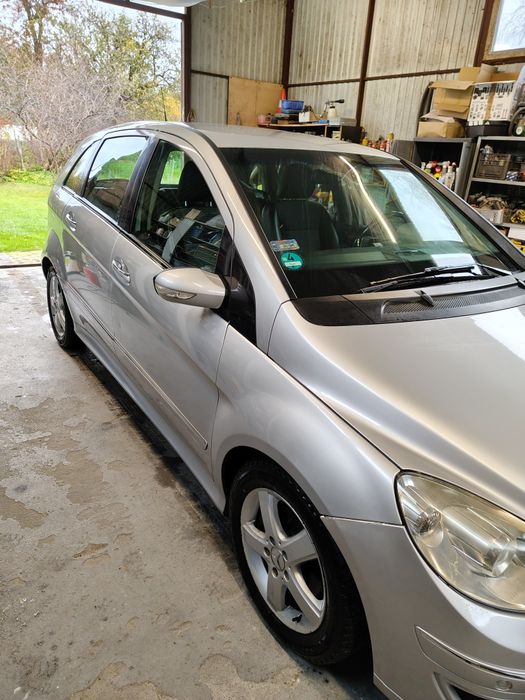 Mercedes Benz W245