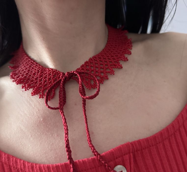 Силянка українська,гердан,чокер,червона,біла з бісеру на завязках