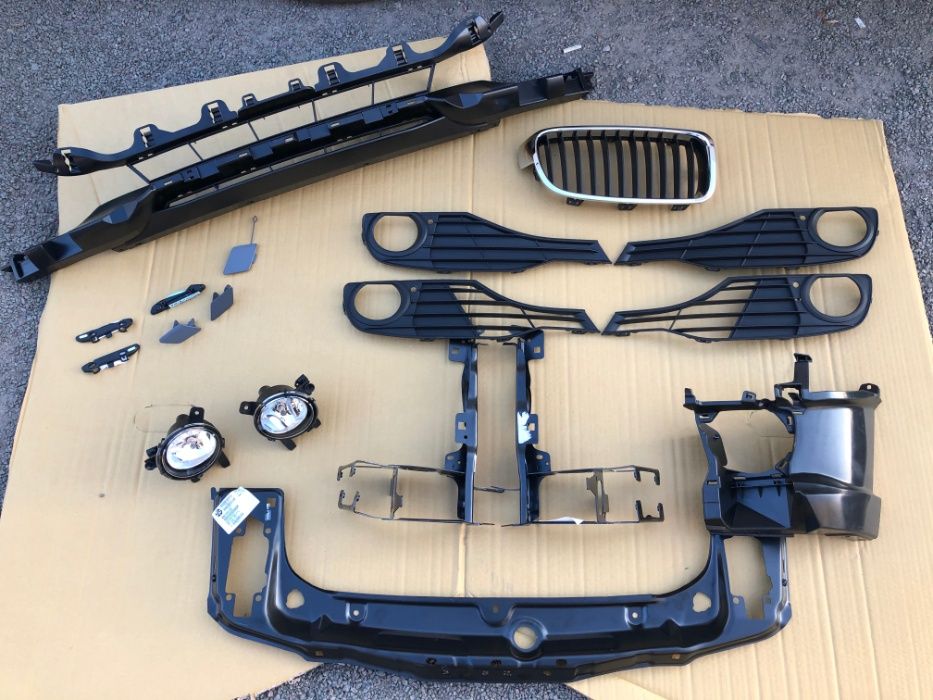 Замковая панель BMW F 31 F 3 Замкова панель F30.