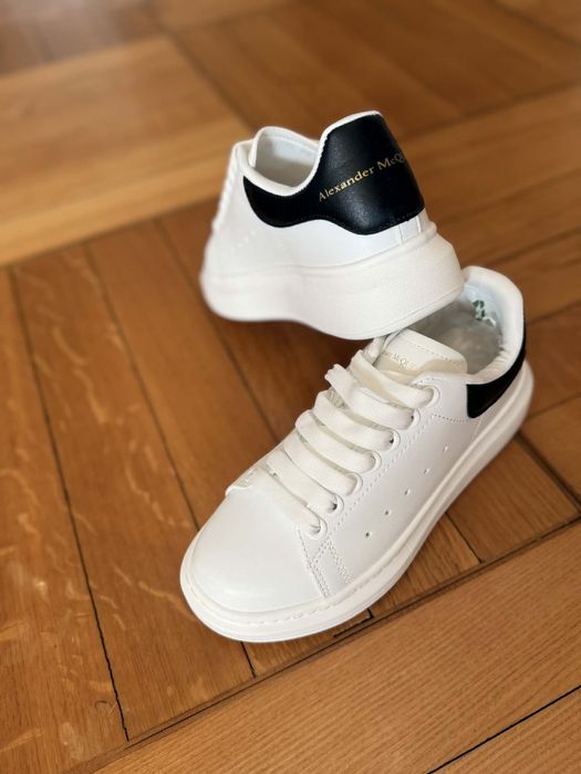 Piekne nowe damskie buty alexander mcqueen 24.5cm