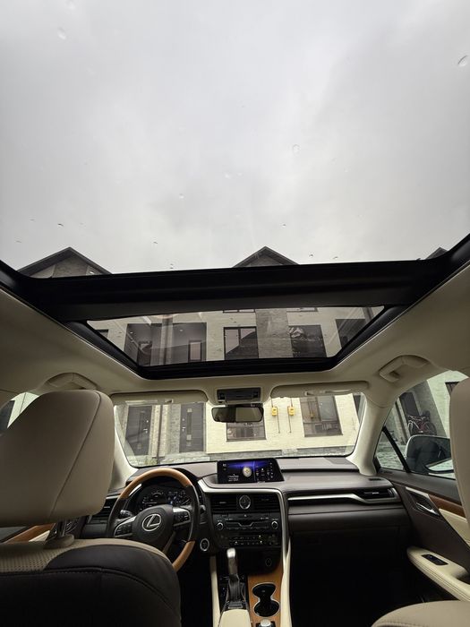 Продам lexus rx 450h 2019