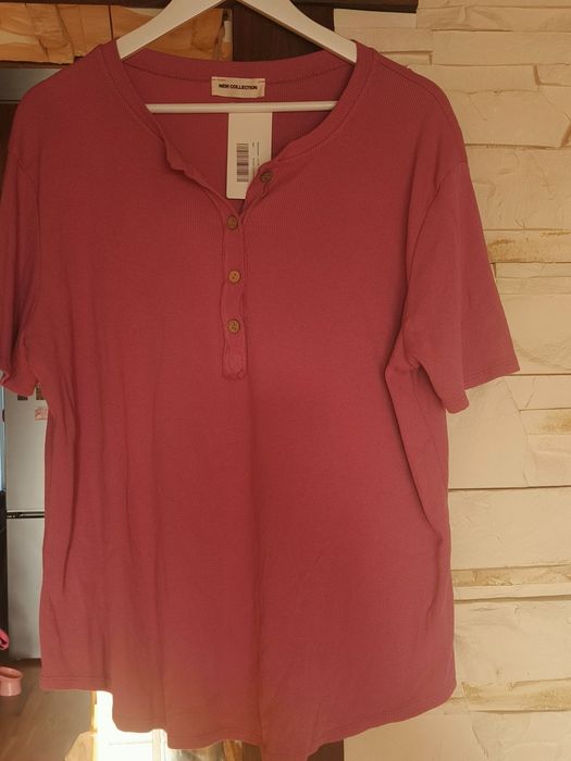 Piękna nowa bawełniana koszulka t-shirt w prążki