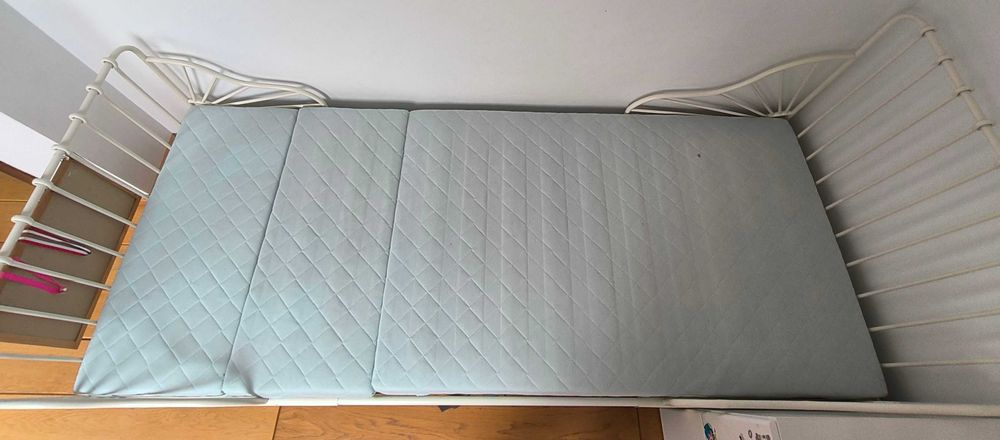 łóżko rozsuwane rosnące dla dziecka białe materac Ikea MINNEN szer 86