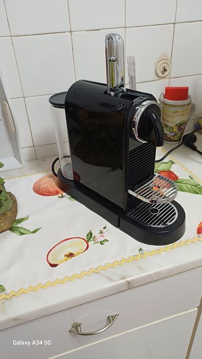 Maquina de café  nespresso