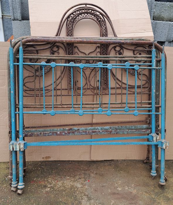 Cama de ferro para restauro