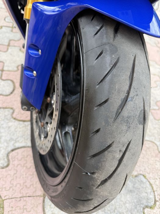 Мотоцикл Yamaha YZF R1 crossplane розмитнений