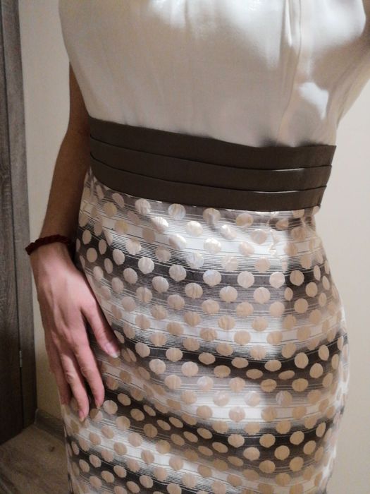 Elegancka sukienka rozmiar 40 L plus bolerko