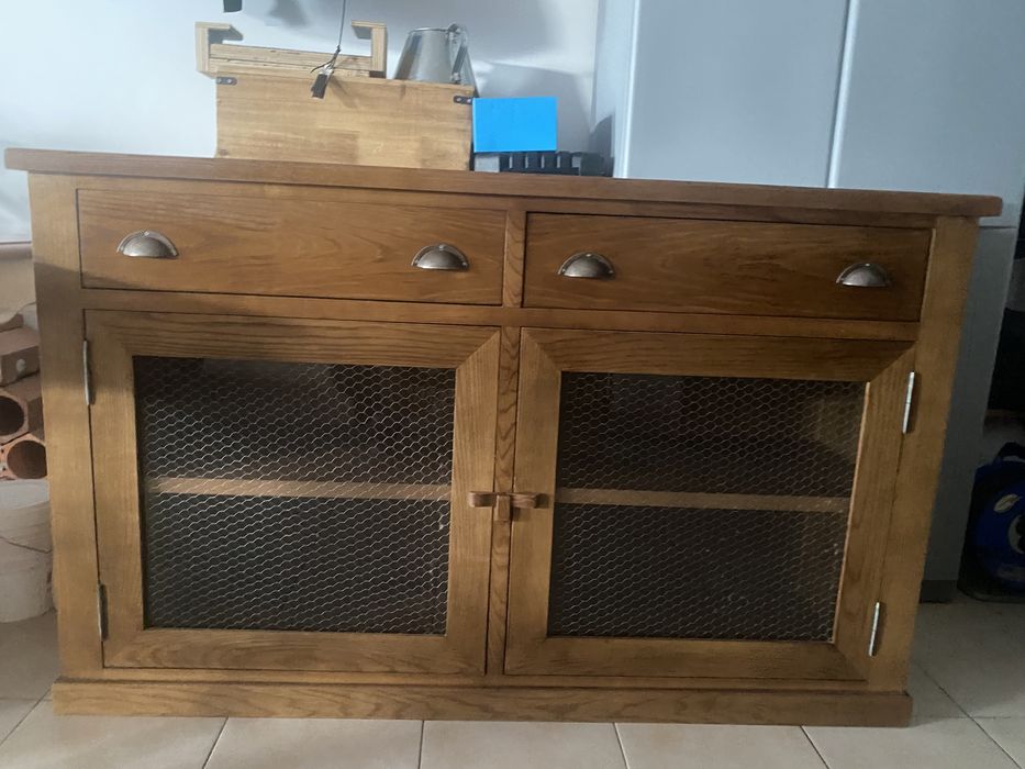 Consola feita por encomenda