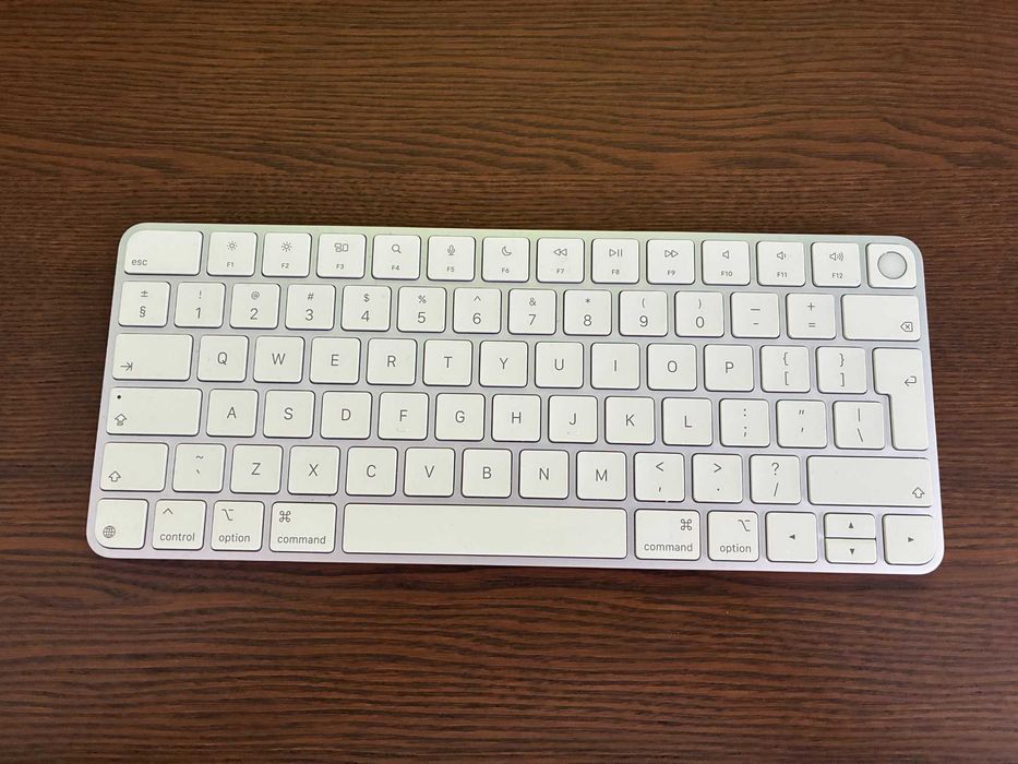 Apple Magic Keyboard z touch id - jak nowa, z gwarancją