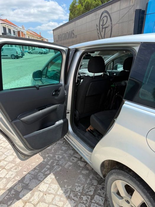 Peugeot 5008 ano 2013