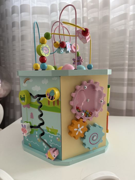 Бізікуб для дівчинки Великий