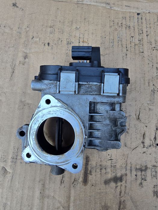 Дросельна заслонка opel zafira b Astra H VECTRA C Alfa 1.9CDTI 48cpd4