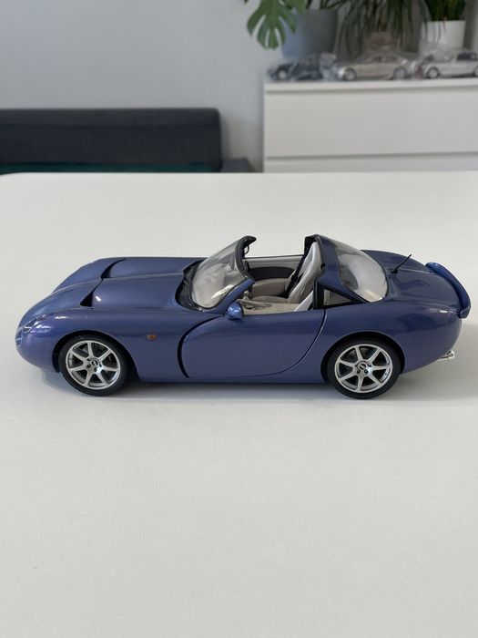自動車 Revell TVR Tuscan S 1:18 image