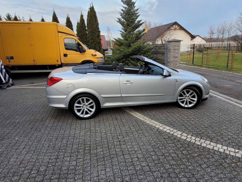 Opel Astra Twin Top 1,8 140KM cabrio - w ofercie różne kabriolety