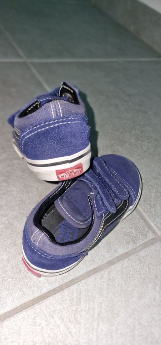 Tenis menino camurça