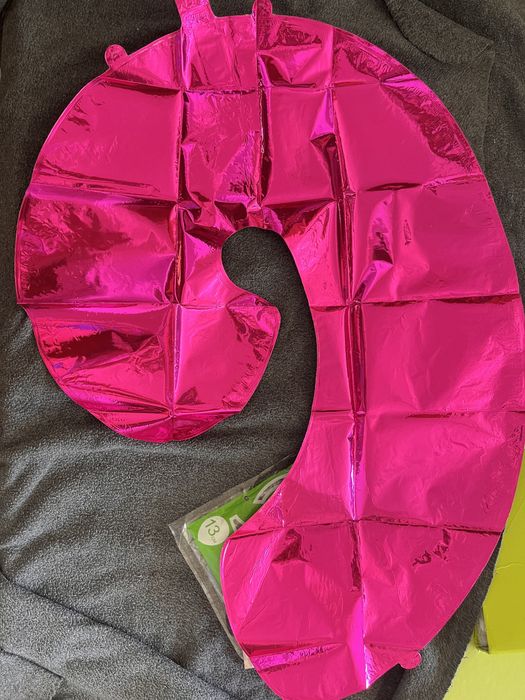 Повітряні кульки, свічки, цифри, фігури