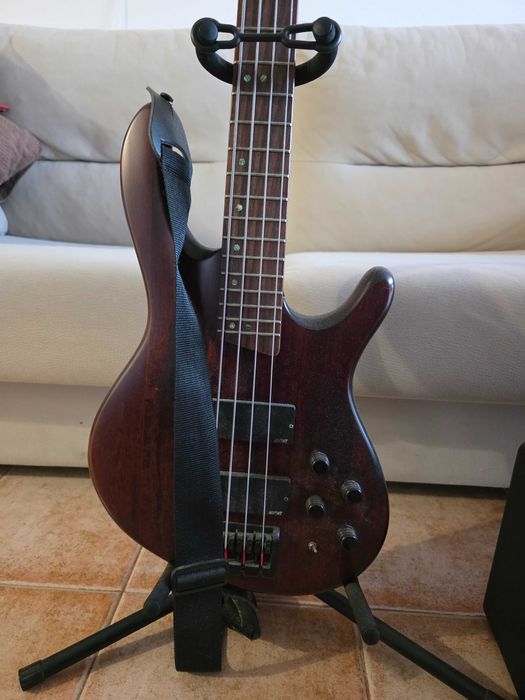 Guitarra Baixo Electtica Activa Corf e Amplificador