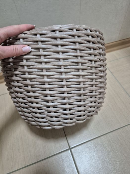 Кашпо з ротангу на 12 л
