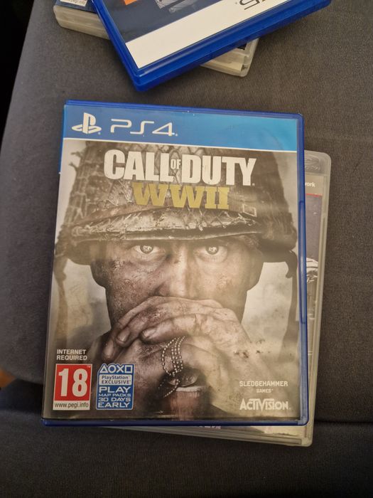 Playstation 4 + Comando + Jogos