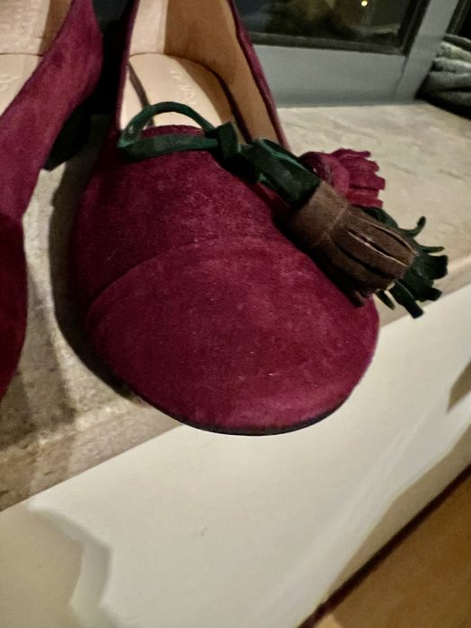 Sapatilha Haity, na cor vinho em camurça • NOVA!  Tam 40