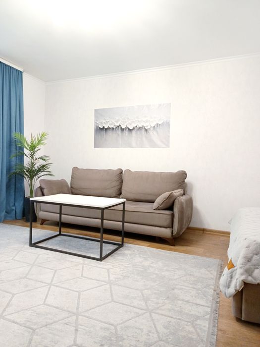 Новый год! Шикарные квартиры Сити-центр  2 и 4 этаж Почасово Ночь Сут