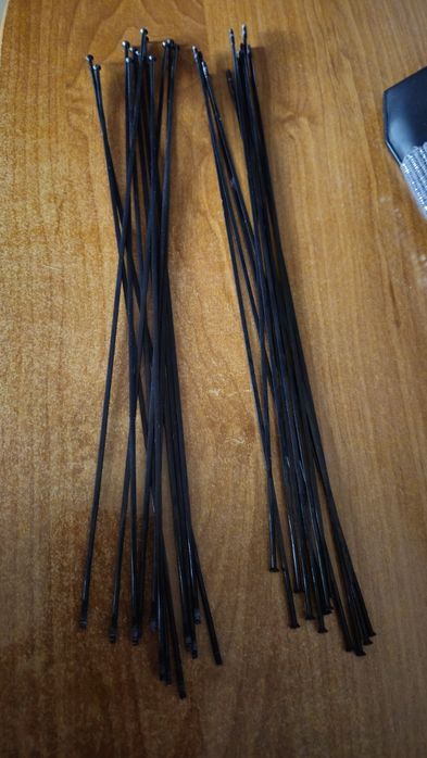 Szprychy DT Aerolite StraightPull, płaskie, 279mm,  283mm, nieużywane.